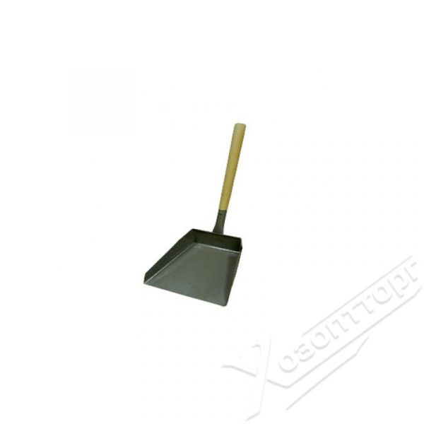 Dustpan economic metal with a vertical wooden handle Dustpan economic metal with a vertical wooden handle
